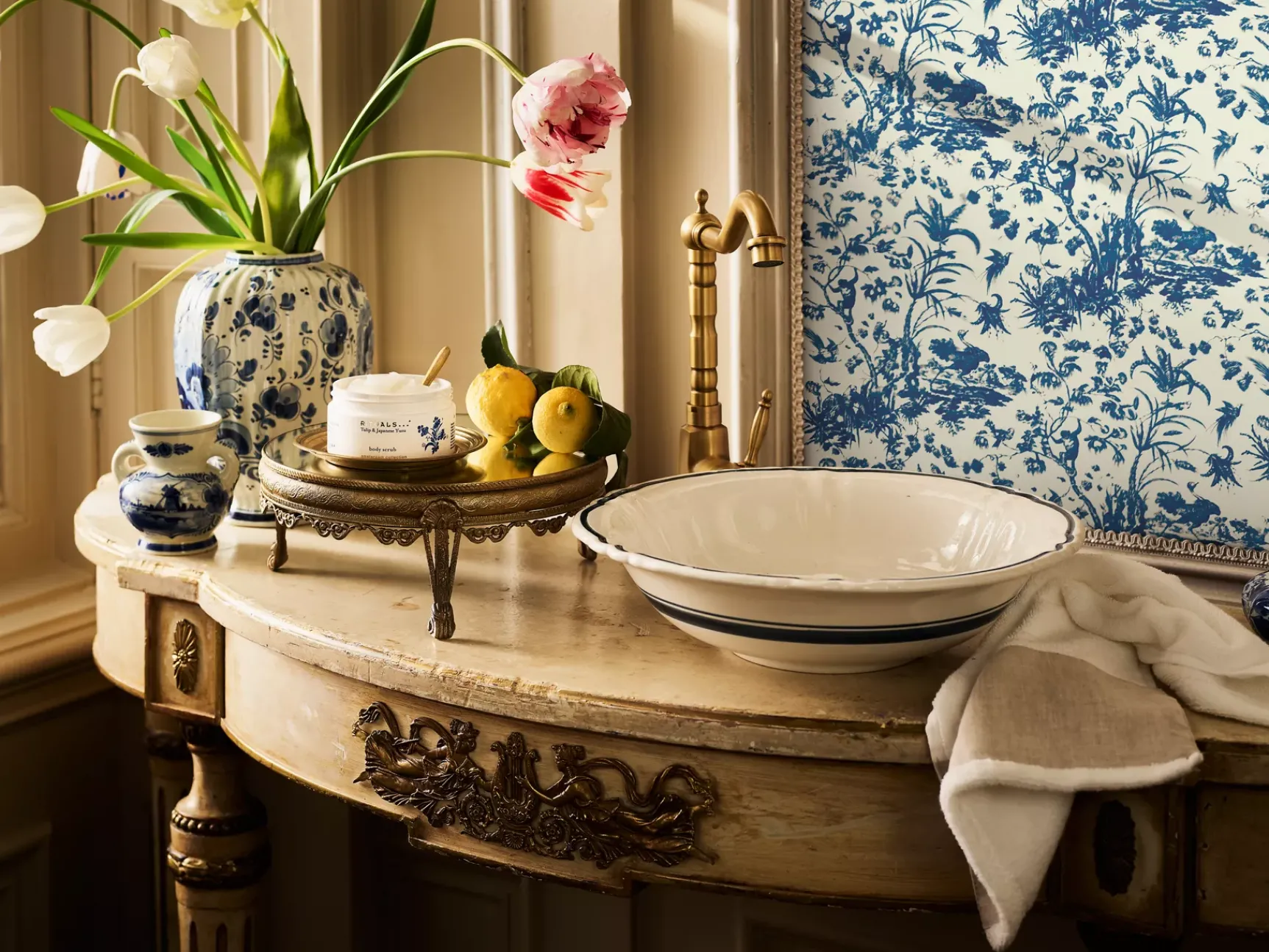 Hot Rituals Body Scrub