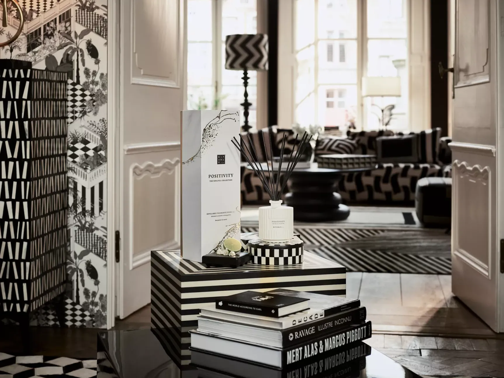 Hot Rituals Positivity Refillable Fragrance Sticks Set