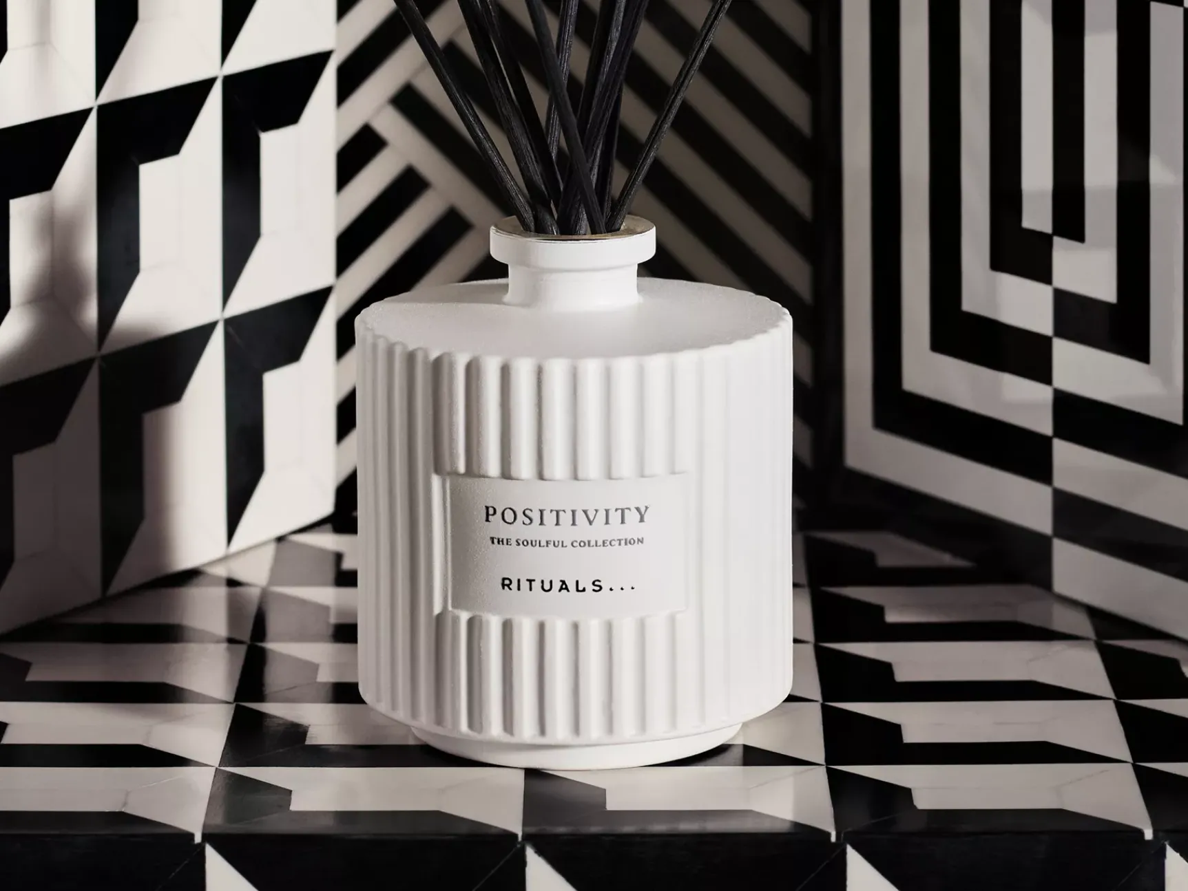 Hot Rituals Positivity Refillable Fragrance Sticks Set