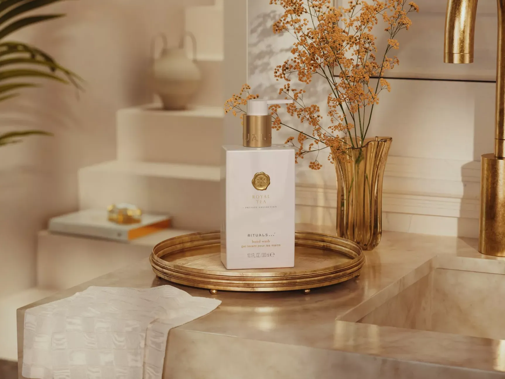 Hot Rituals Royal Tea Hand Wash